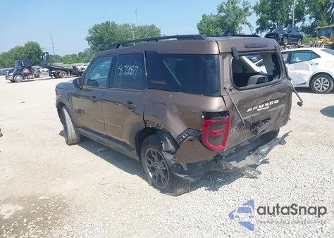 2022 Ford Bronco Sport Big Bend z USA, uszkodzony, nr VIN 3FMCR9B66NRD87987